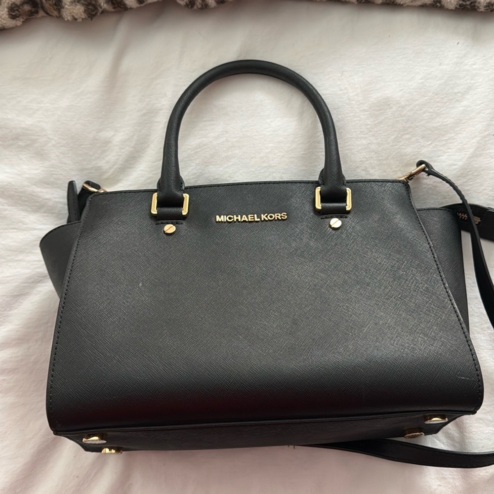 Authen Michael Kors purse